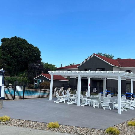 La Quinta Inn By Wyndham Sandusky Near Cedar Point Εξωτερικό φωτογραφία