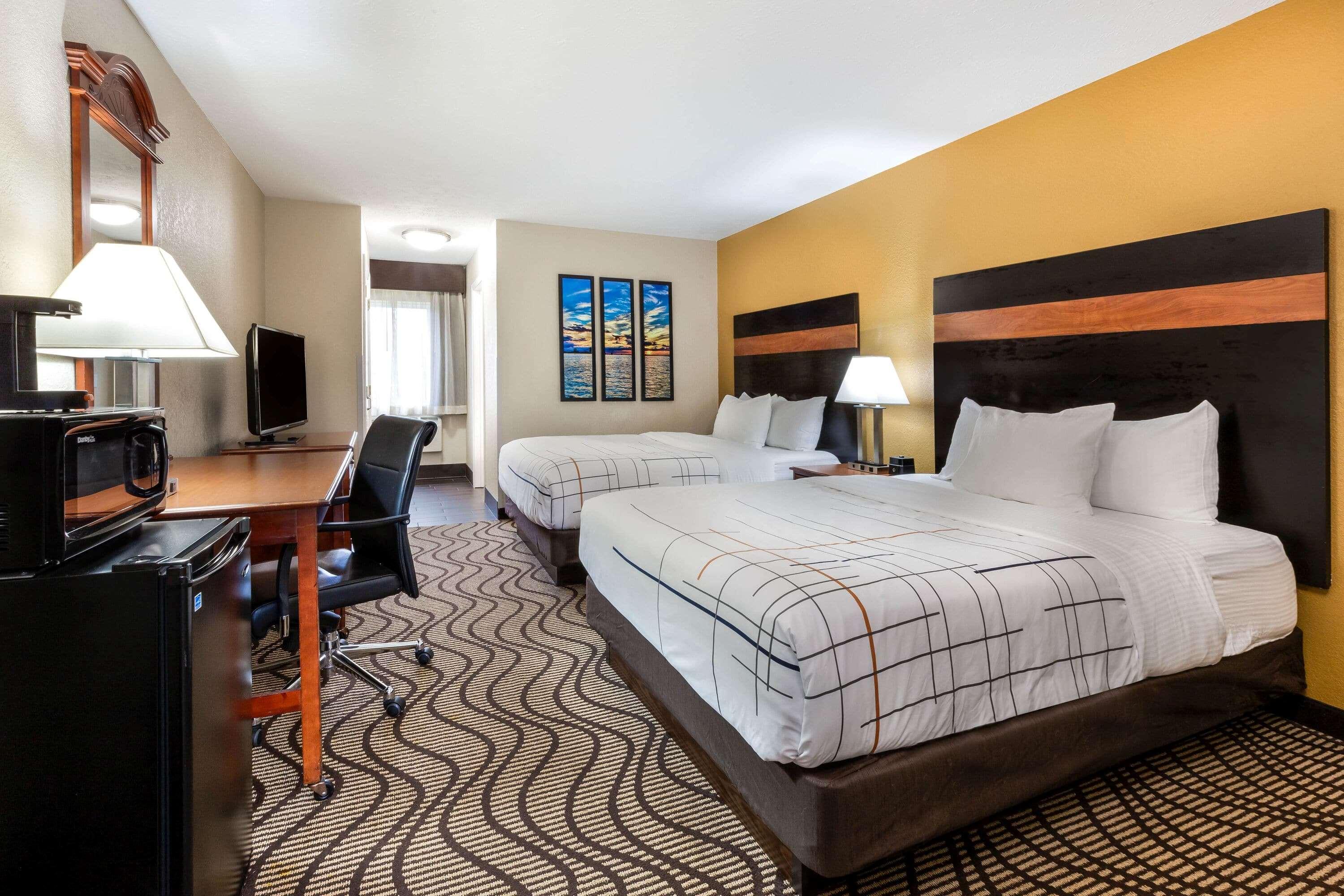 La Quinta Inn By Wyndham Sandusky Near Cedar Point Εξωτερικό φωτογραφία