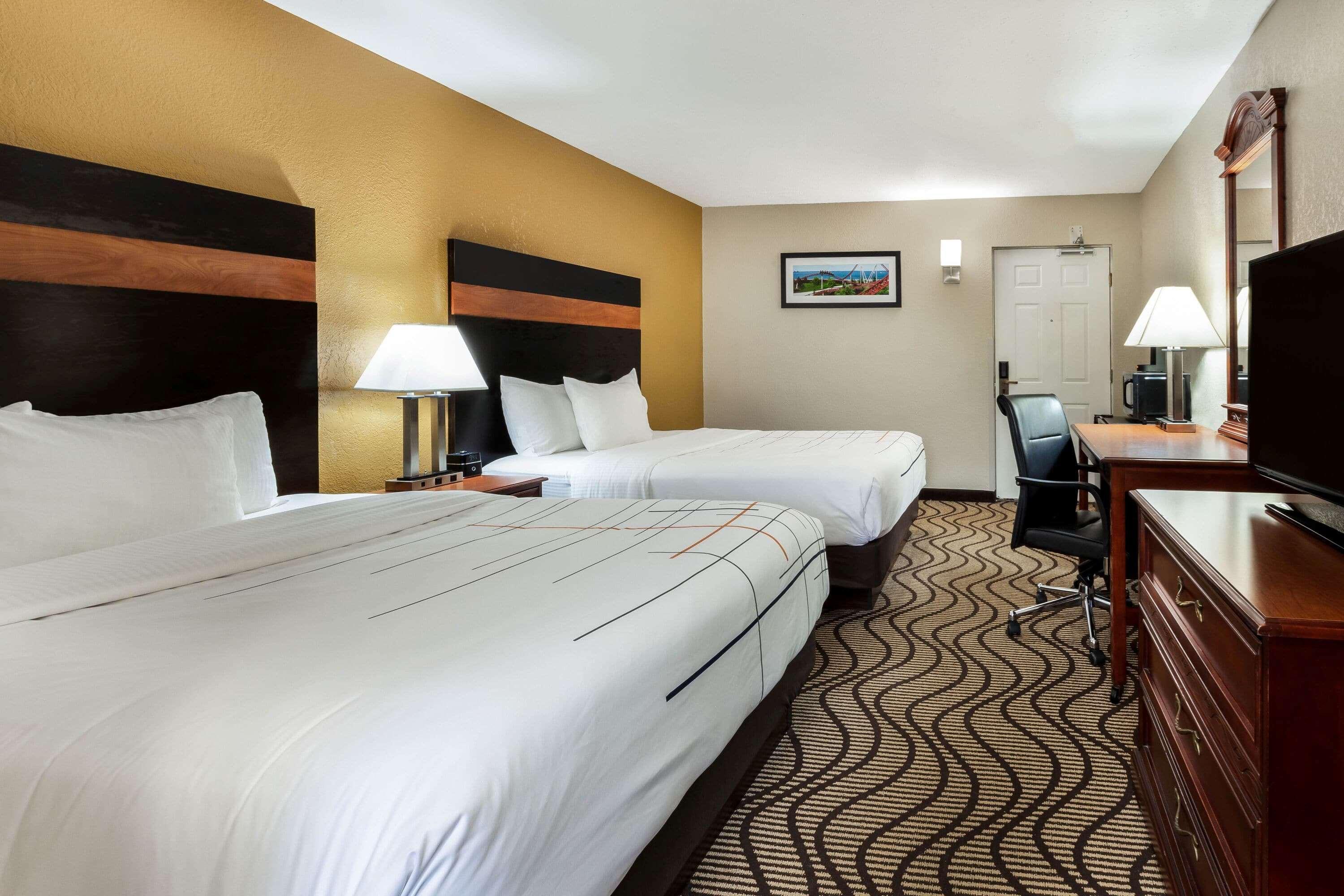 La Quinta Inn By Wyndham Sandusky Near Cedar Point Εξωτερικό φωτογραφία
