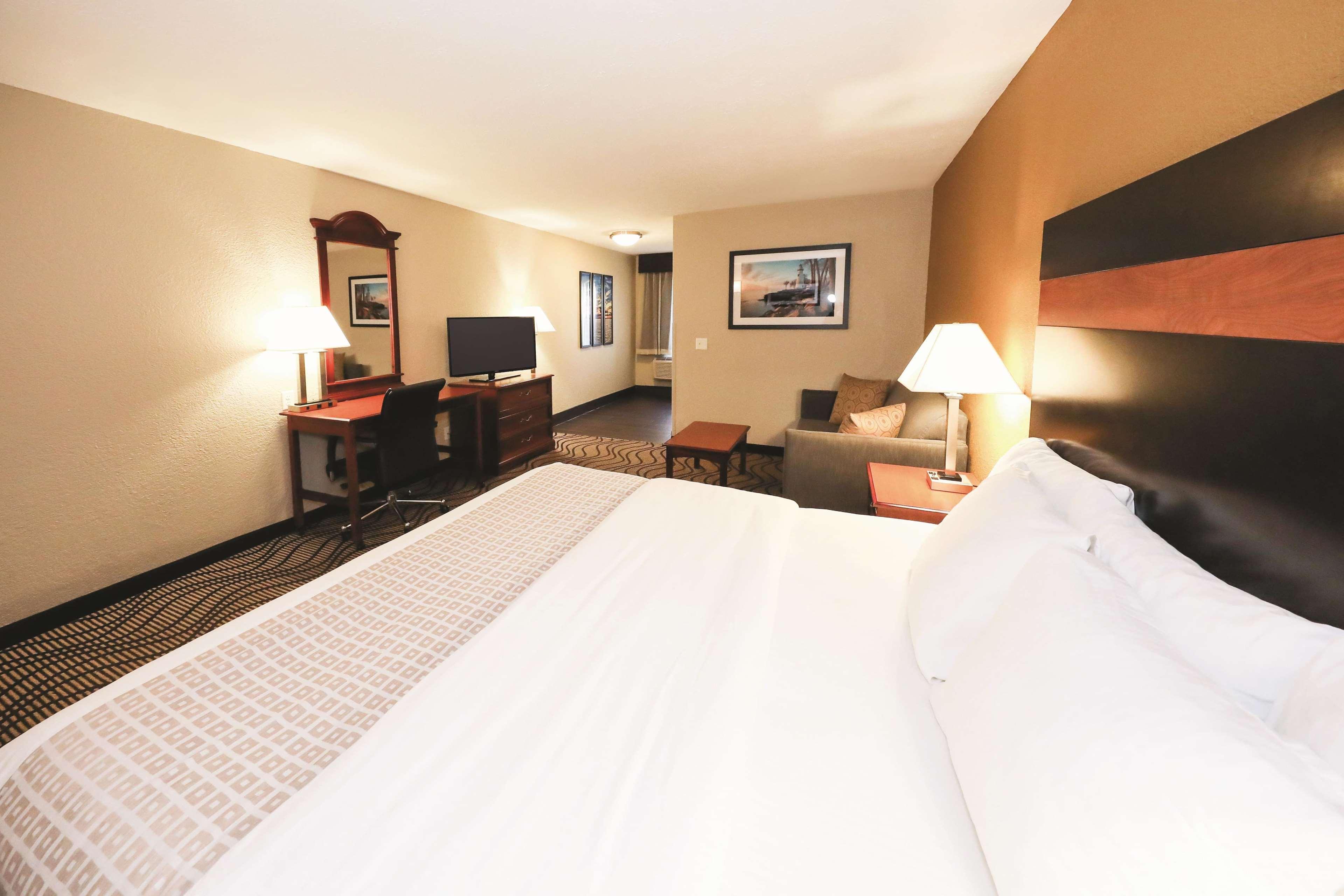 La Quinta Inn By Wyndham Sandusky Near Cedar Point Εξωτερικό φωτογραφία