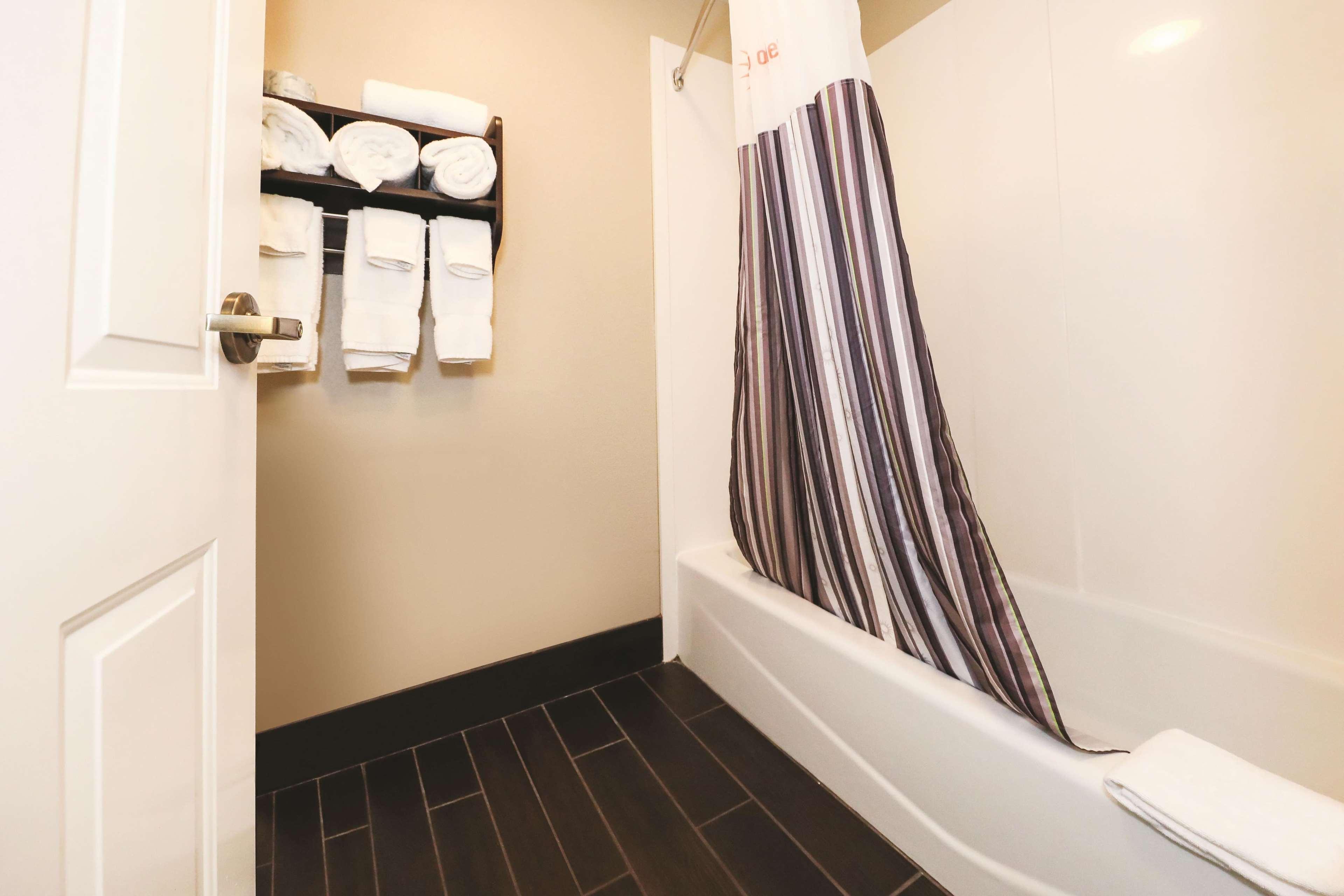 La Quinta Inn By Wyndham Sandusky Near Cedar Point Εξωτερικό φωτογραφία