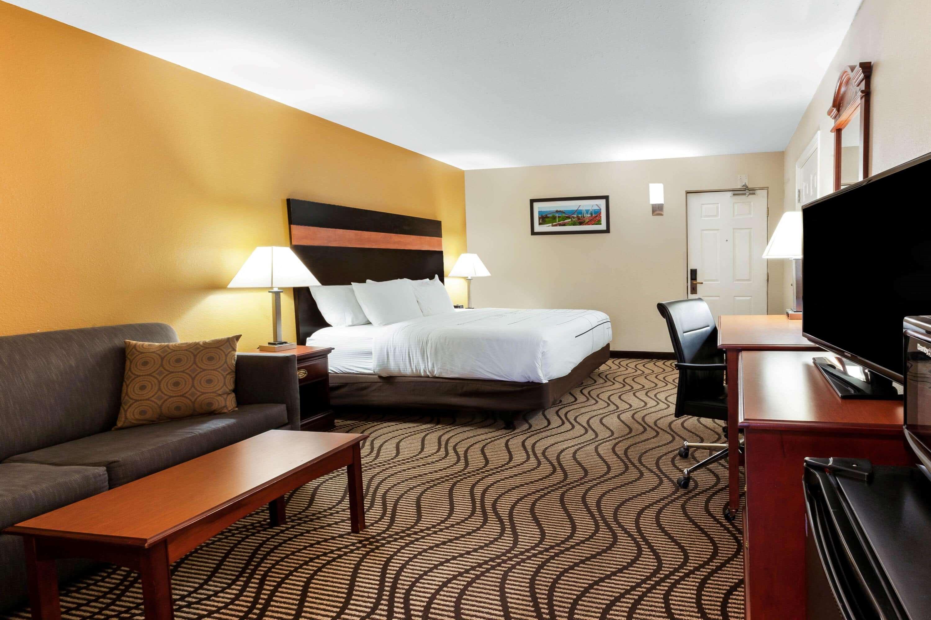 La Quinta Inn By Wyndham Sandusky Near Cedar Point Εξωτερικό φωτογραφία