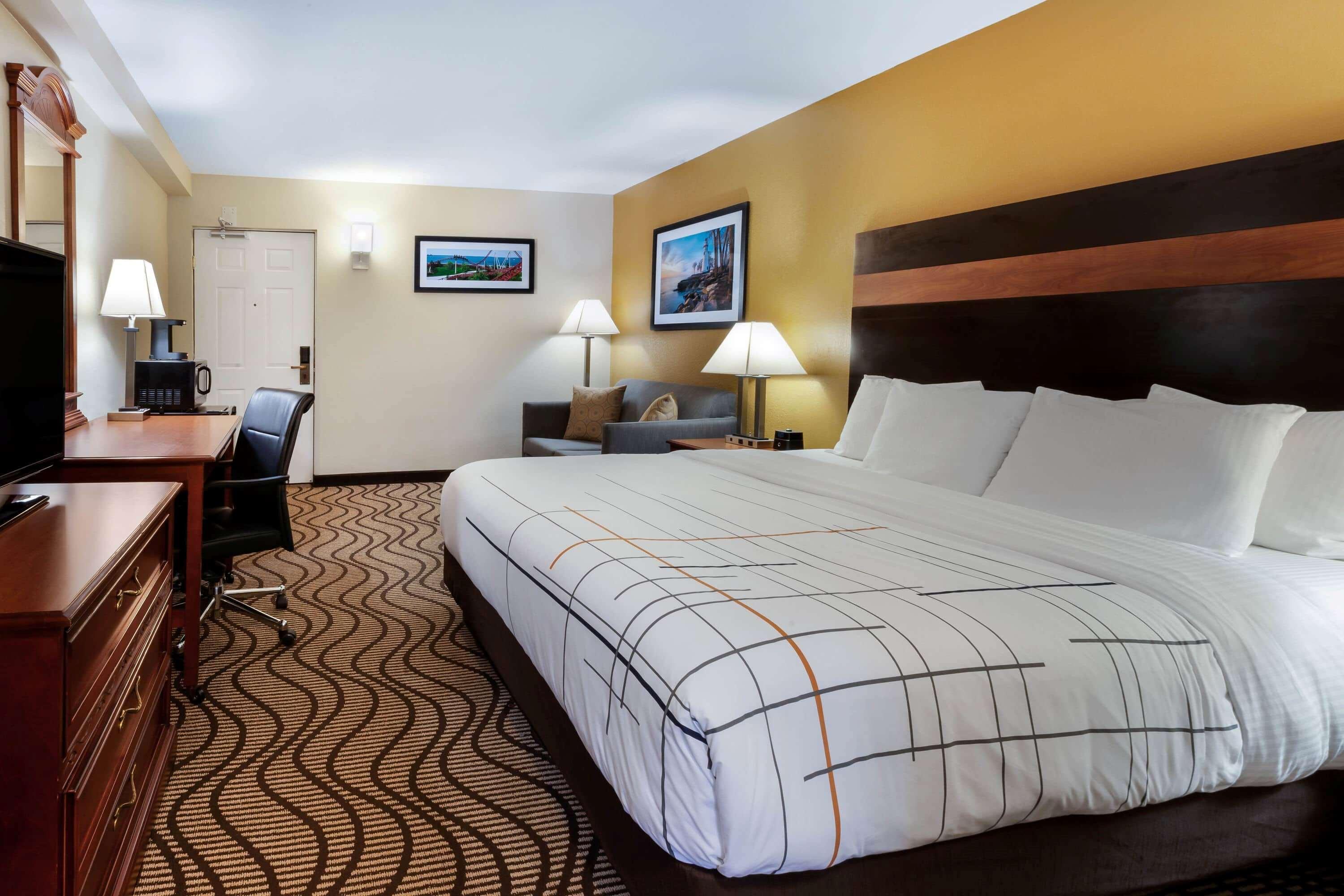 La Quinta Inn By Wyndham Sandusky Near Cedar Point Εξωτερικό φωτογραφία