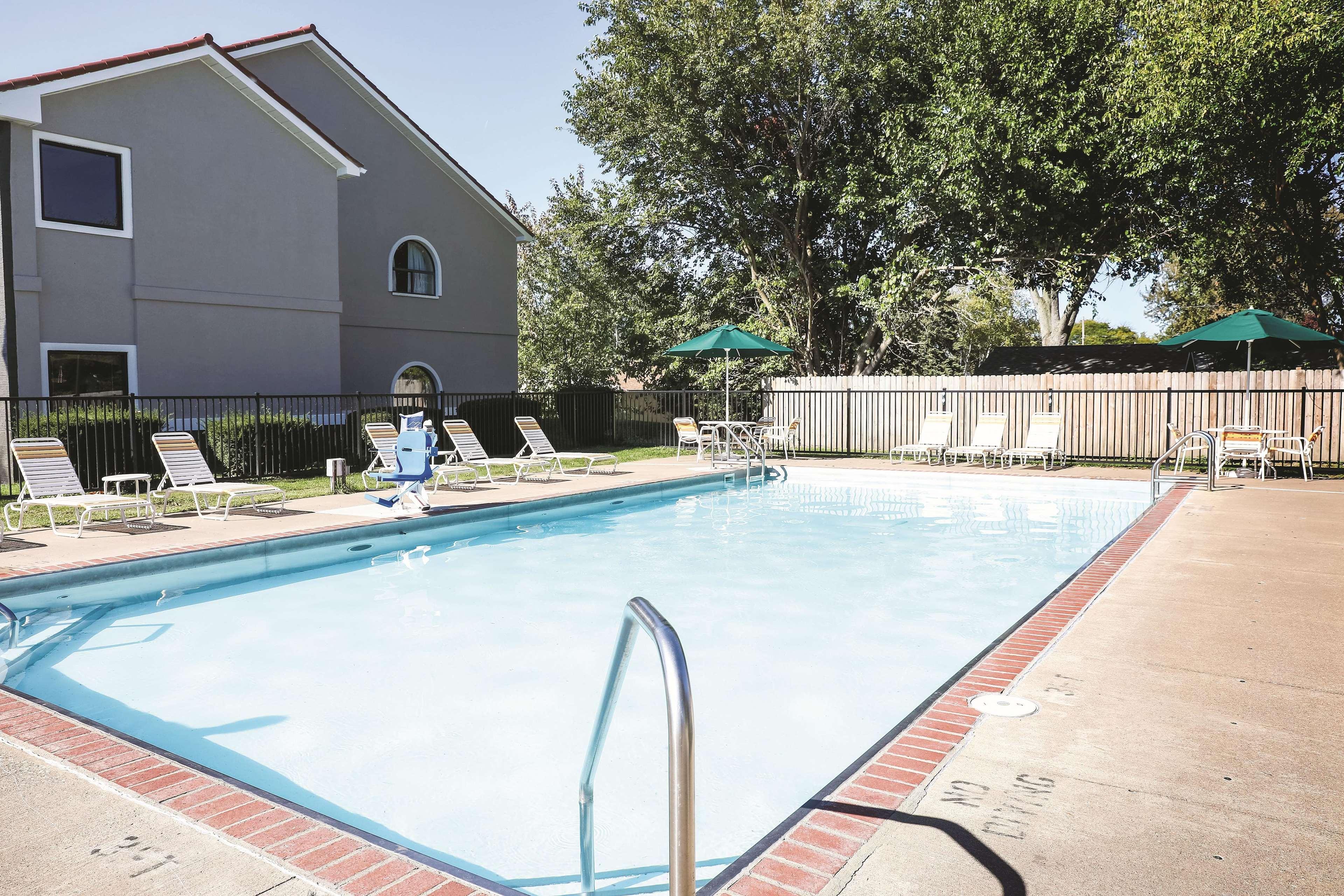 La Quinta Inn By Wyndham Sandusky Near Cedar Point Εξωτερικό φωτογραφία