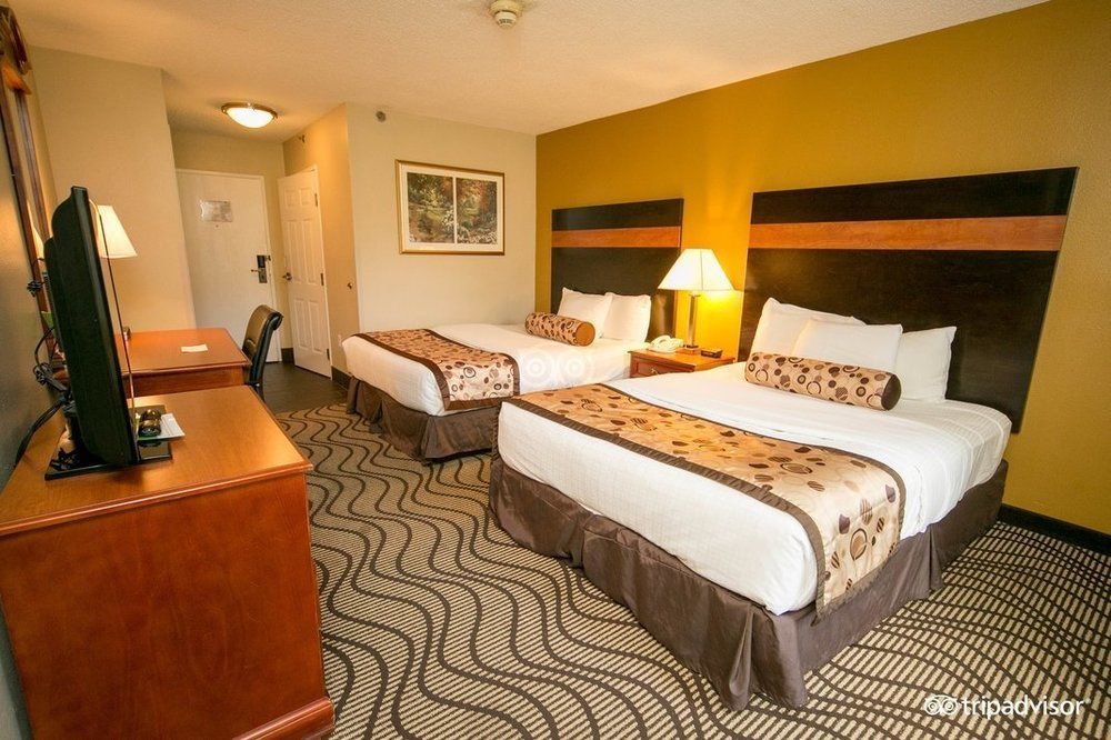La Quinta Inn By Wyndham Sandusky Near Cedar Point Εξωτερικό φωτογραφία